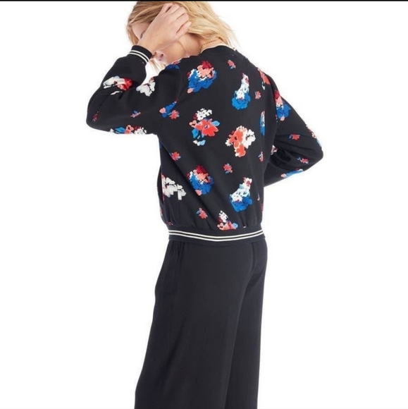 Vince Camuto floral bloom bomber jacket - Picture 14 of 15